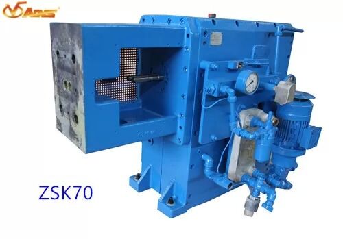Buen precio Reparación de la caja de engranajes del extrusor Coperion. 429 kW de potencia nominal, 11,5 Nm/cm3 de par. en línea